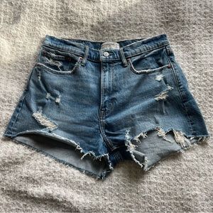 NEVER WORN Size 28 Abercrombie & Fitch High Rise Mom Shorts